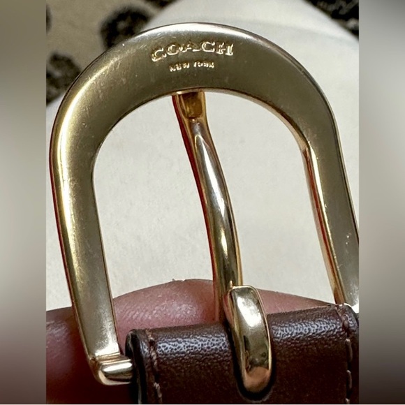 Coach Black Leather Belt with Gold-toned Hardware, Size Medium - Picture 5 of 5